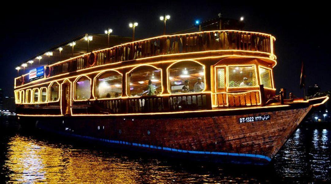 Alexandra Dhow Dinner Cruise – Dubai Marina Views experience in Dubai - Image 11