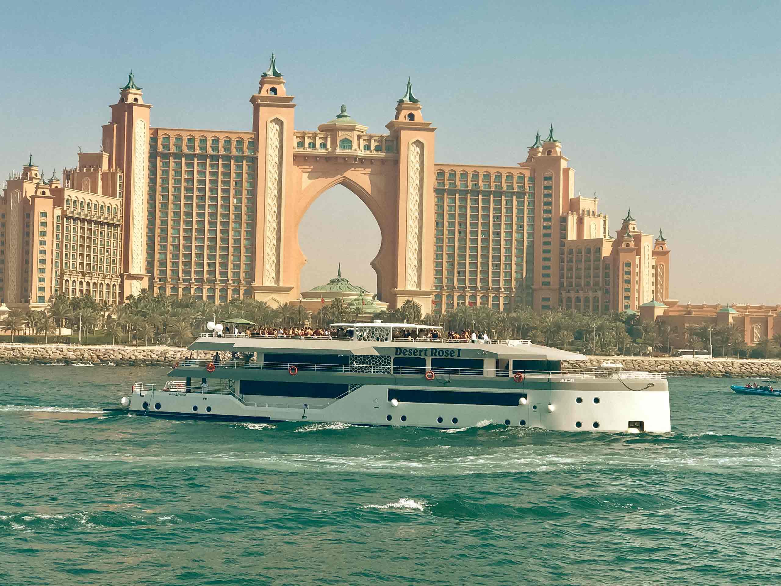 Desert Rose Dinner Cruise – Buffet & Soft Drinks