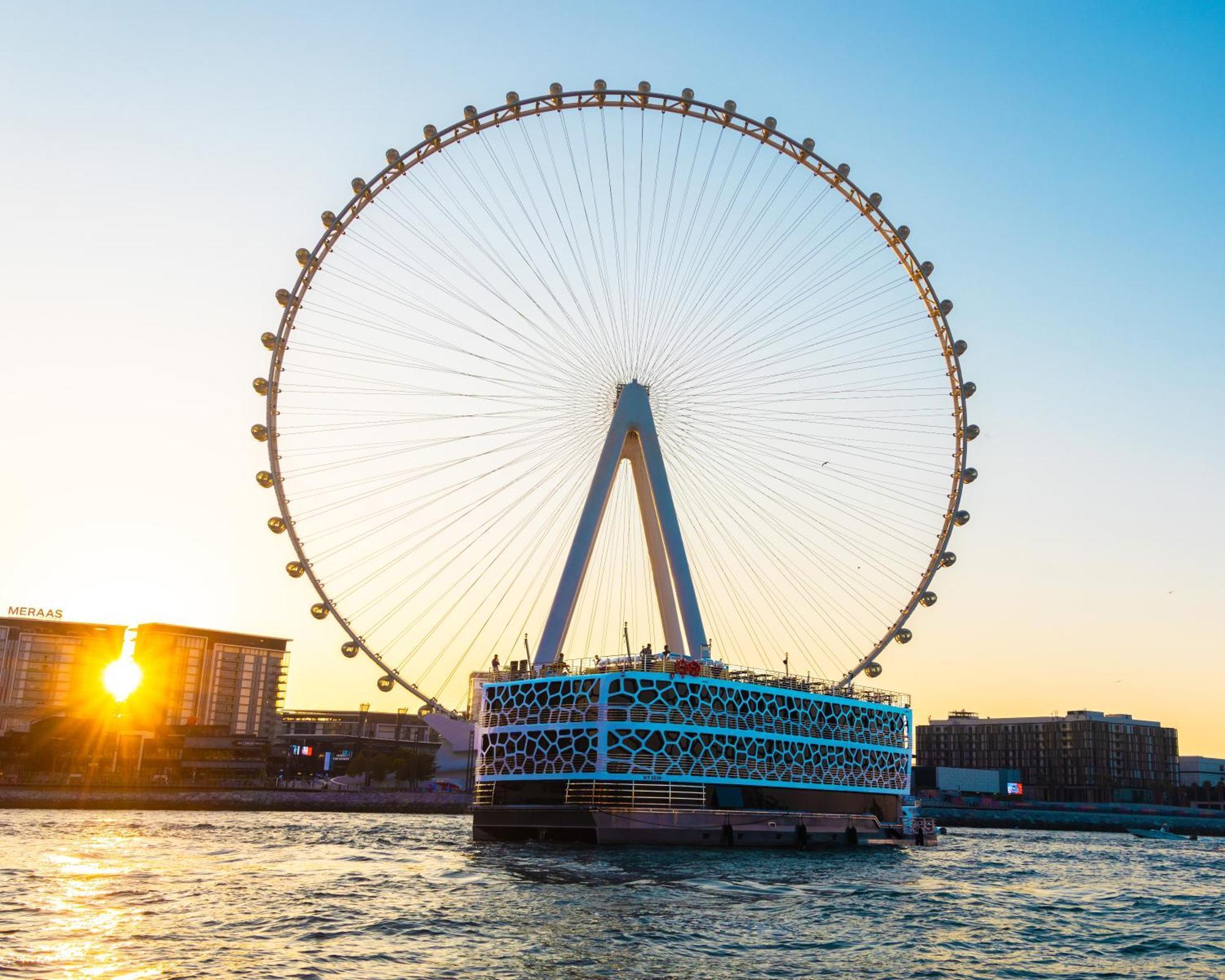 Orchid Dinner Cruise With Buffet & Unlimited Soft Drinks