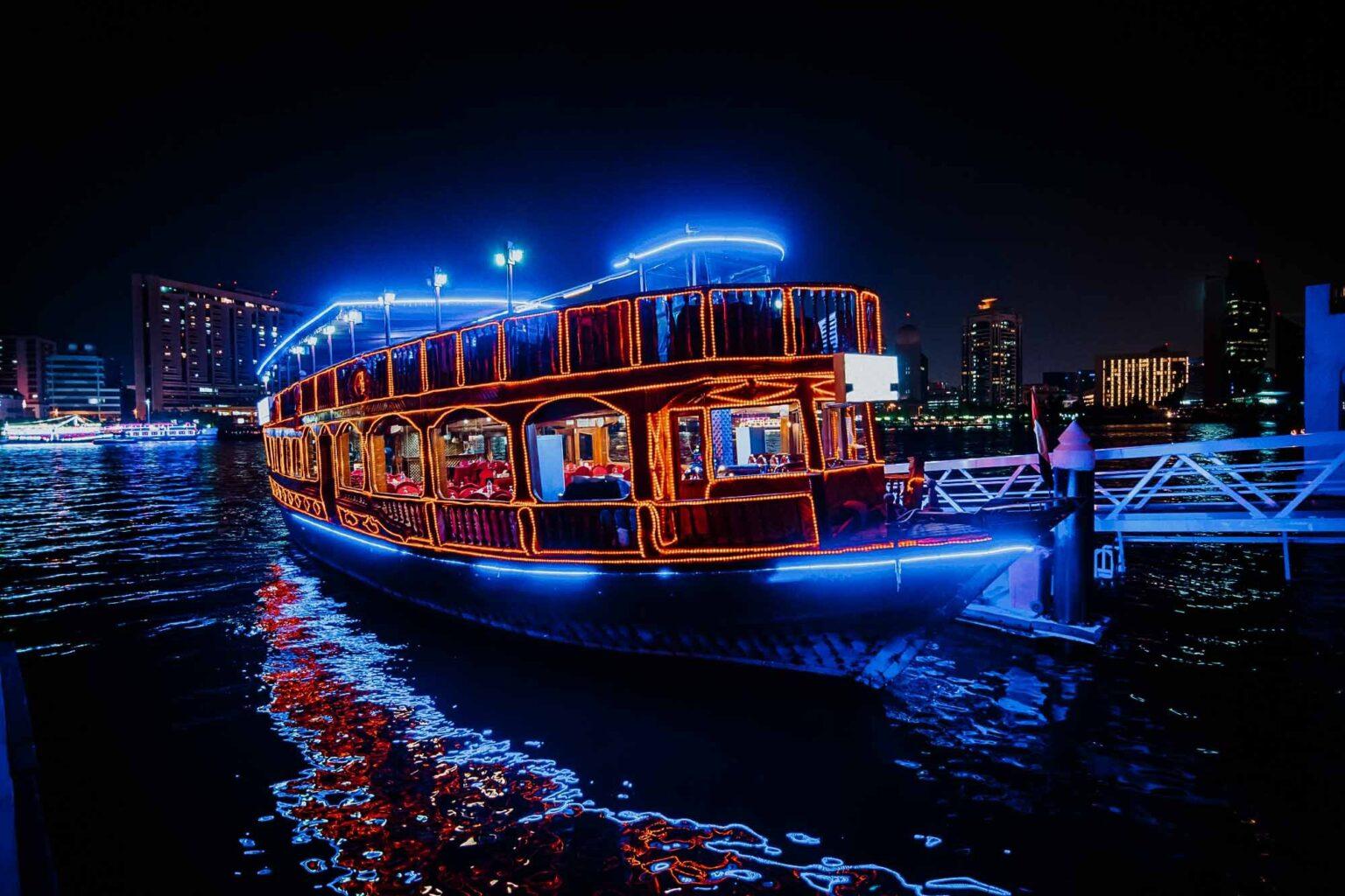 Alexandra Dhow Cruise With Dinner experience in Dubai - Image 9