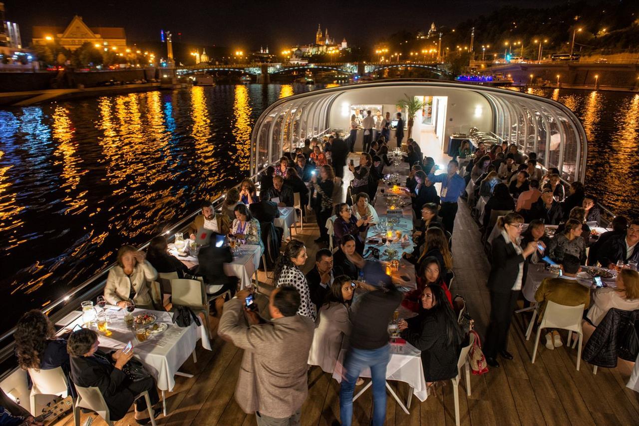Al Mansour Dhow Cruise with Dinner experience in Dubai - Image 8