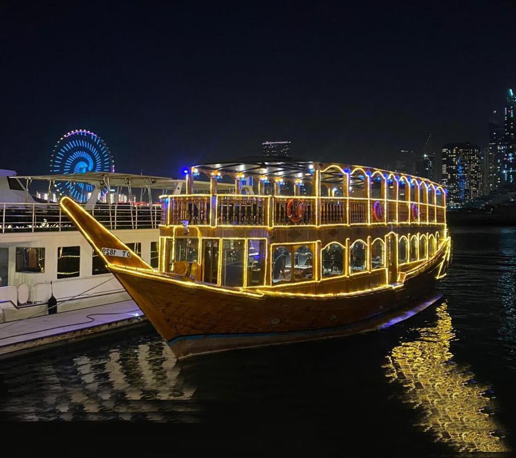 Ocean Empress Cruise Dubai with Dinner experience in Dubai - Image 8