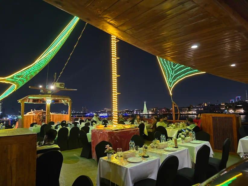 Rustar Dhow Cruise With Dinner experience in Dubai - Image 11