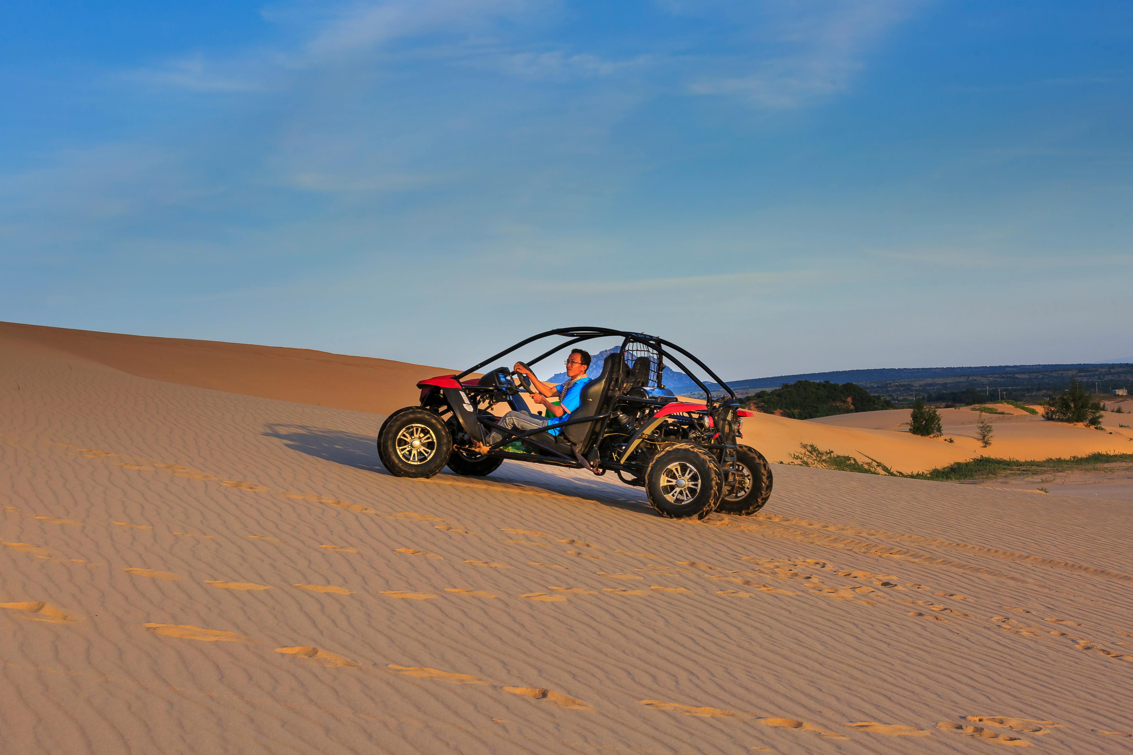 Desert Buggy Driving in Dubai - Exciting off-road adventure through golden sand dunes