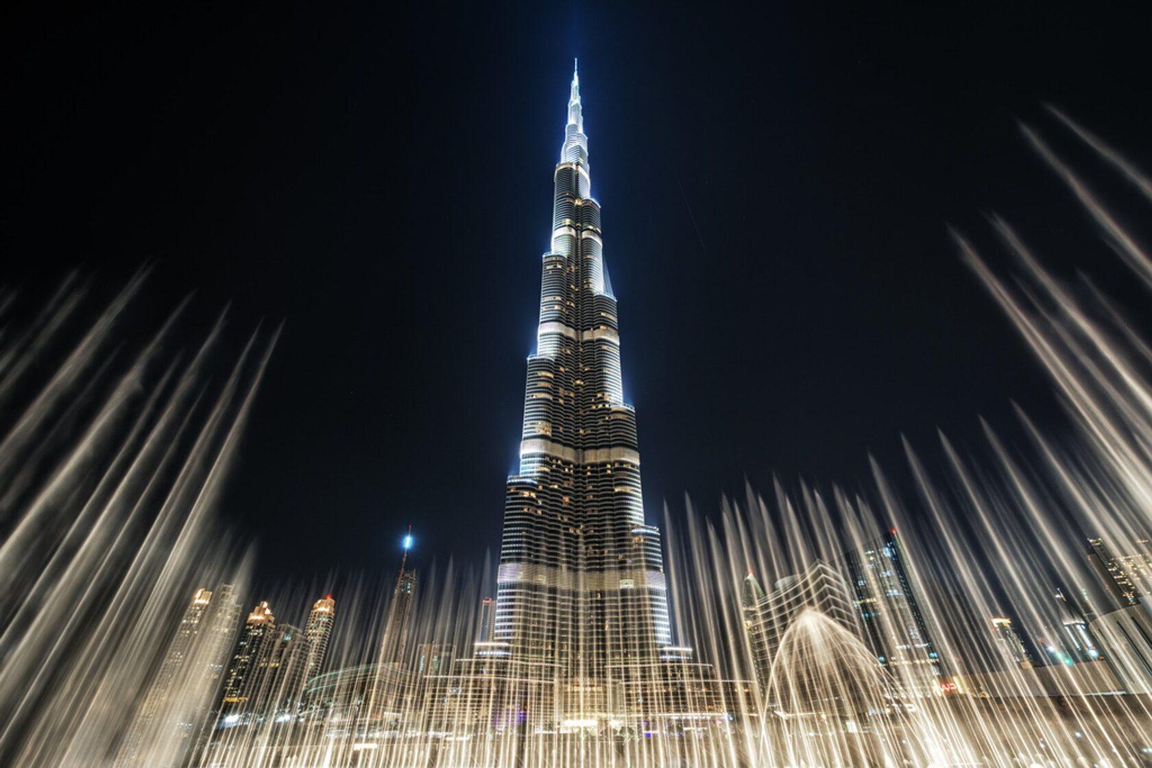 Burj Khalifa -- The Lounge (Level 152, 153 and 154) experience in Dubai - Image 2
