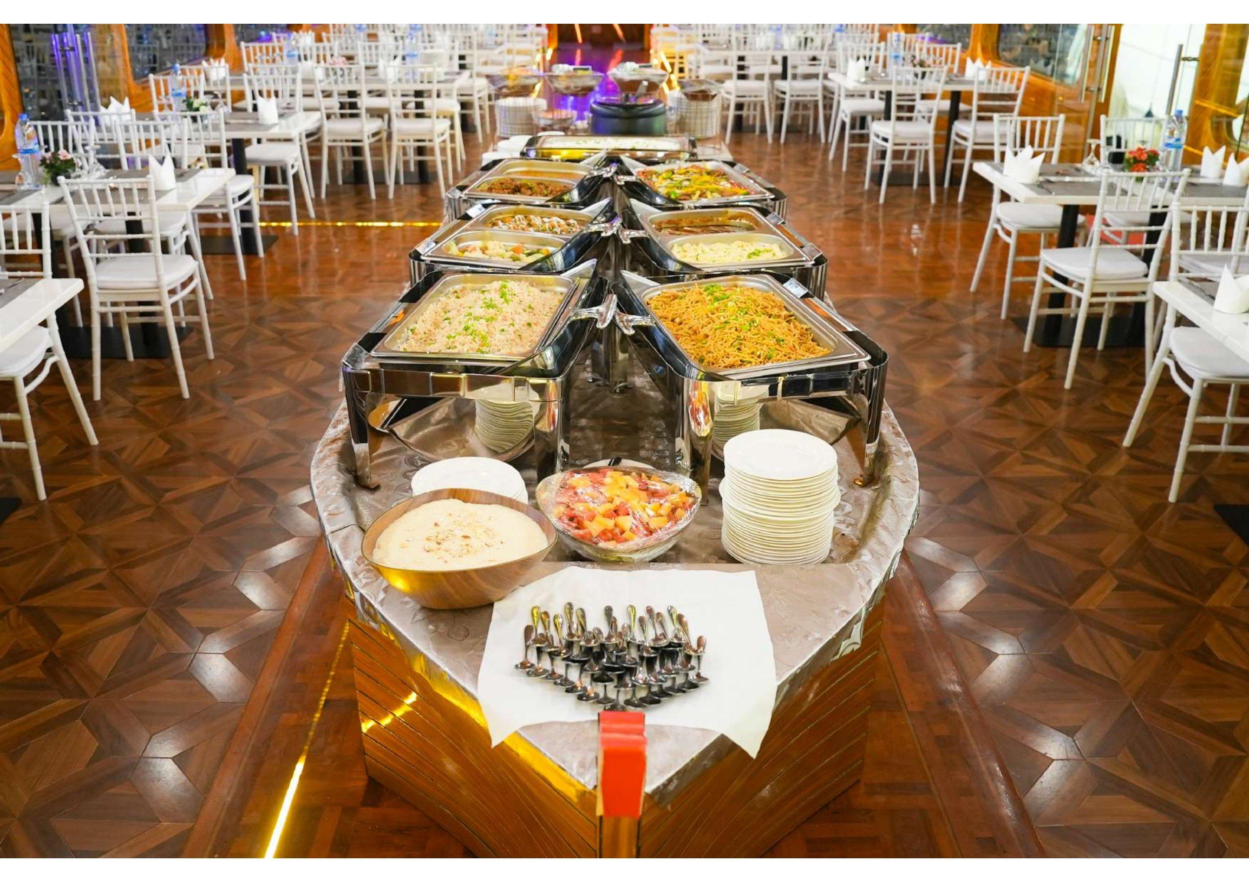 Evening Marina Dhow Cruise with Dinner experience in Dubai - Image 14