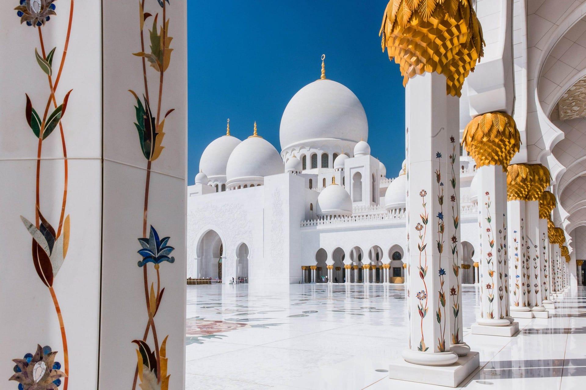 Sheikh Zayed Grand Mosque with Dubai Desert Safari Tour